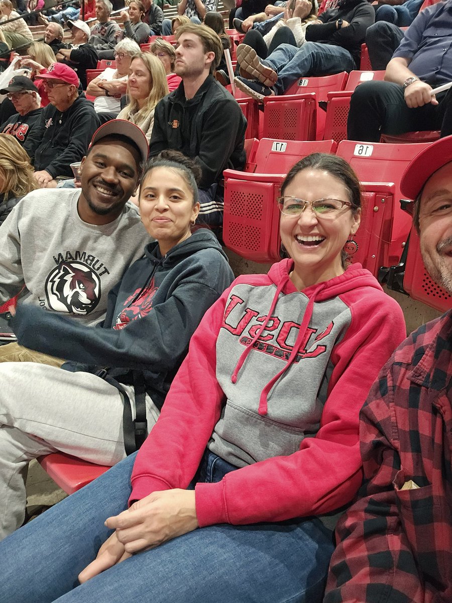 BookPRSanDiego's tweet photo. #GoAztecs https://t.co/gNM2MKP8be