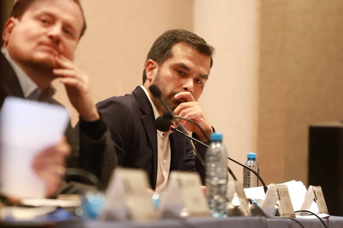 ClementeCH's tweet photo. Me queda claro que, a nivel de debate, claridad de ideas y exposición de propuestas, la vieja política no tiene capacidad de respuesta.

Excelente debate, estimado @AlvarezMaynez, me da mucho gusto ver la fuerza de nuestro proyecto.

Sin duda, somos la opción para México. https://t.co/QweymRbDMI