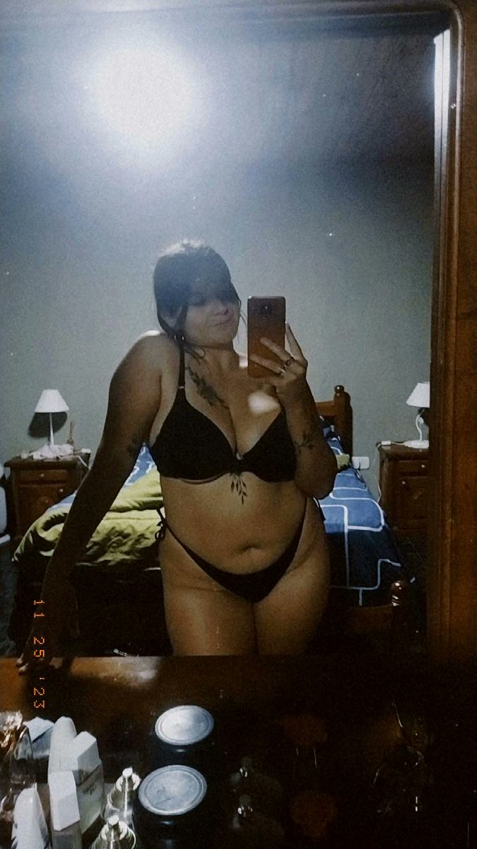 Me cansé de hablar de cuerpos ajenos solo porque no me aceptaba tal y como era, pero medi cuenta que no tod@s somos perfectos hoy en día estoy aceptandome tal y como soy y aprendiendo a no opinar de l@s demás con 81 kilos soy feliz❤️‍🩹