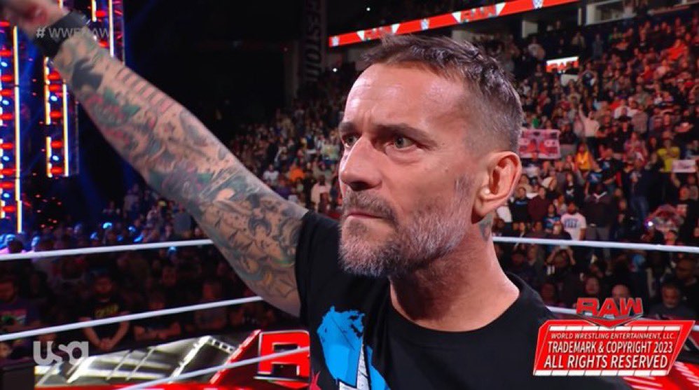 HotrockHudson's tweet image. "I'm not here to make friends, I'm here to make money"- CM Punk 

I know Big Kev stood up and applauded watching at home when he said that! 😂😂😂 #CMPunk #CMPunkReturns #WWERAW