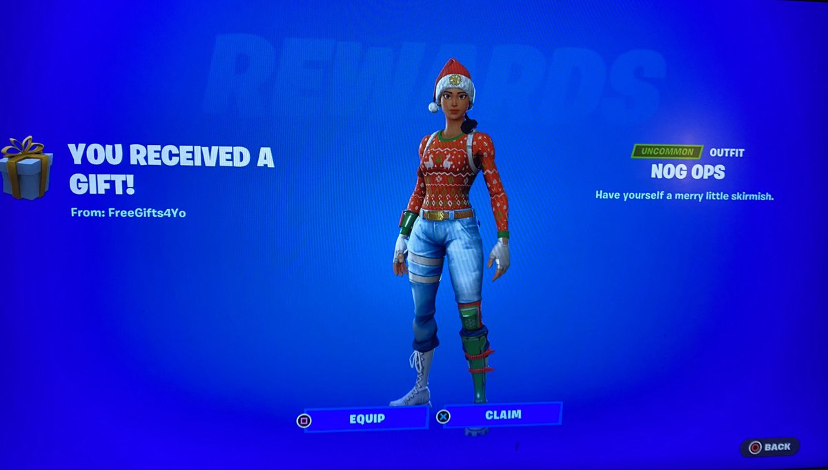 VRtheGamer's tweet photo. Merry Vibes! #BestTwitchMod
#Fortnite #FortniteBigBang #Twitch #YouTube #Discord #Giveaways #VRtheGamer #VR4Ever https://t.co/dNQUQKPiXk