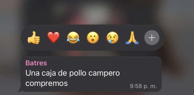 cetialvarado's tweet photo. mis amigxs y yo intentando coordinar la cena navideña: https://t.co/adwKGi6GSy