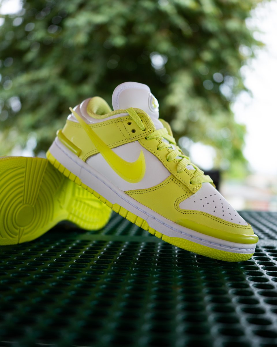 nike dunk low yellow lemon
