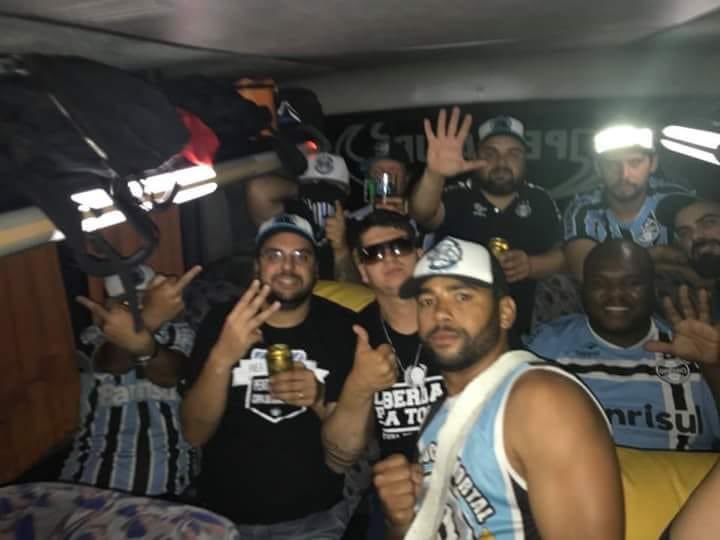 gabriel_gfbpa03's tweet photo. Há seis anos atrás estávamos partindo para Argentina buscar o Tri da América, e trouxemos.
Que lembrança 🏆🏆🏆🥇
#InteriorForte
#ZonaSulPTE https://t.co/qkRMsorLcj