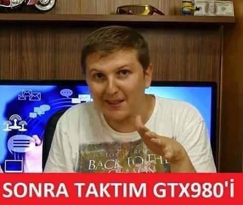 YKangul2's tweet photo. @buckberi Abi seni ilk bu capsten sonra doğru düzgün izlemeye başladım ve bugün gördüğüm haber çok üzücüydü benim için. Hiç duruşunu bozmadan  devam ettin ki bundan sonra da bu şekilde devam edeceğinden şüphem yok. İlerleyen zamanlarda da çekemeyenlere takman dileğiyle. 😎 https://t.co/5RP6bYYiTw