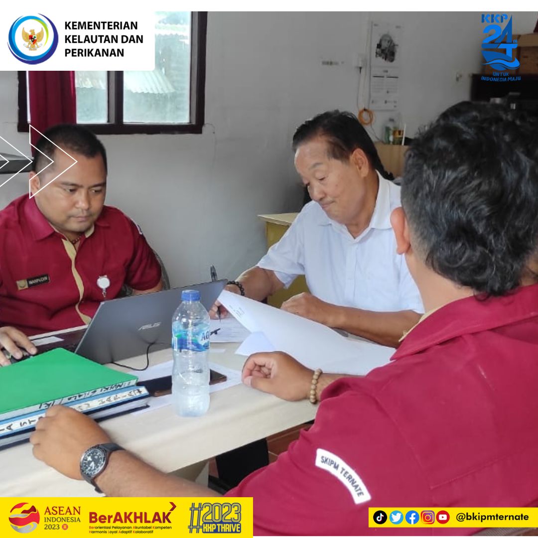 bppmhkpternate's tweet photo. Hai #SahabatBahari, Inspektur Mutu melakukan kegiatan Survailen HACCP ke III terkait konsistensi UPI dalam menerapkan GMP / SSOP dan Pelaksanaan HACCP di salah satu Unit Pengolahan Ikan di Kabupaten Halmahera Selatan
#BPPMHKP #KKPTrive
#EkonomiBiru
#saktiwahyutrenggono https://t.co/wVOhtul2mt