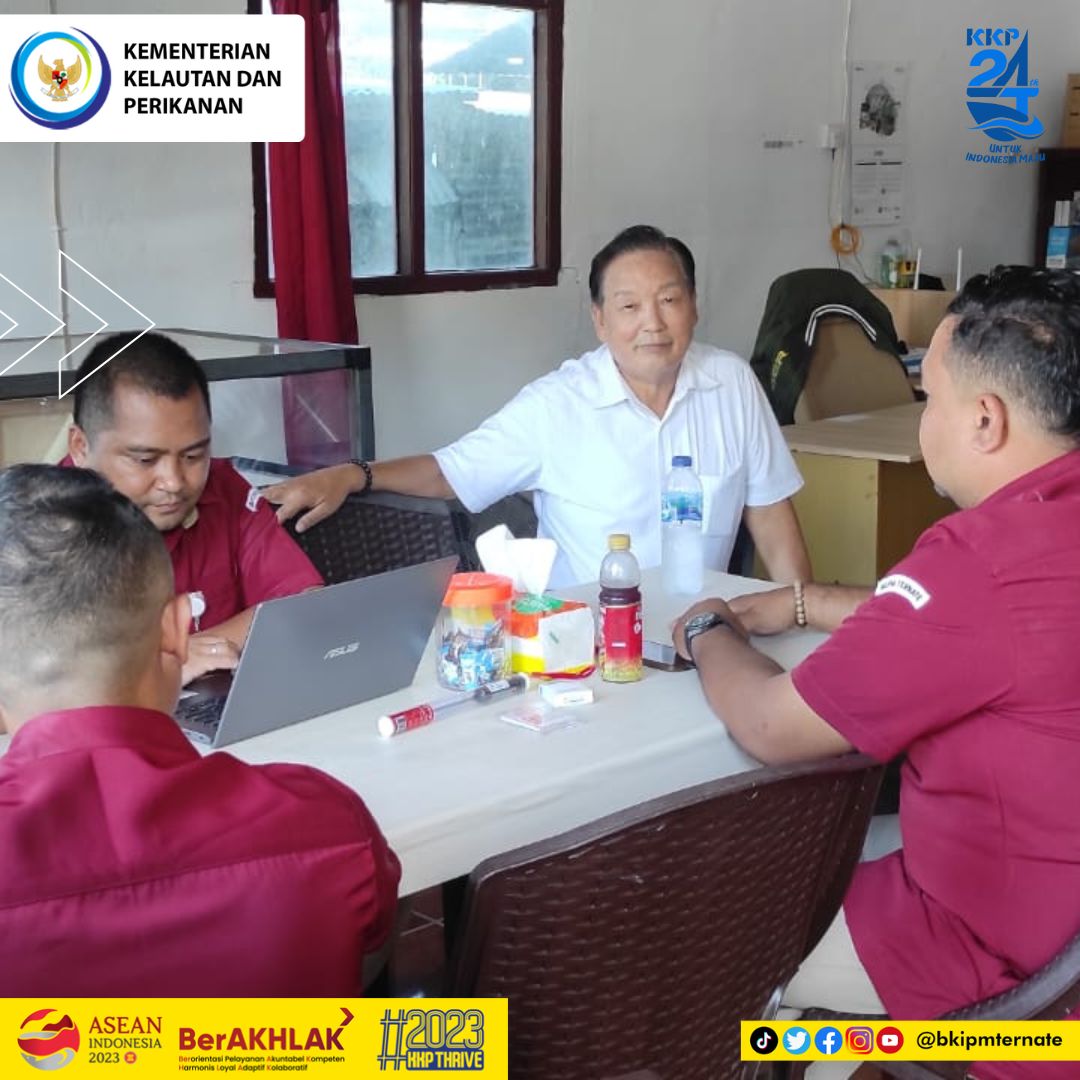 bppmhkpternate's tweet photo. Hai #SahabatBahari, Inspektur Mutu melakukan kegiatan Survailen HACCP ke III terkait konsistensi UPI dalam menerapkan GMP / SSOP dan Pelaksanaan HACCP di salah satu Unit Pengolahan Ikan di Kabupaten Halmahera Selatan
#BPPMHKP #KKPTrive
#EkonomiBiru
#saktiwahyutrenggono https://t.co/wVOhtul2mt