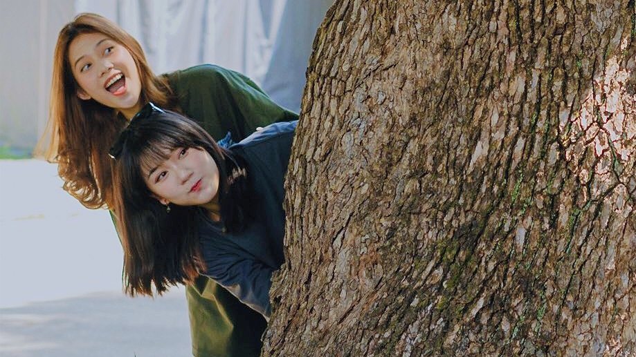 Spill foto tergemes. 

Aku :