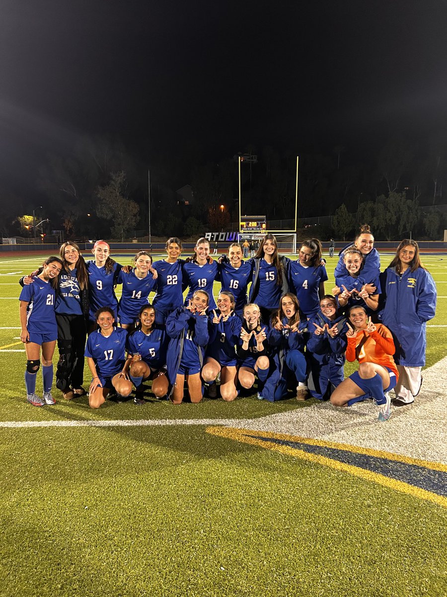 AHS_Chargers's tweet photo. GSOC open up their season tonight. Zooey Staevski scores AHS’s winning goal in a 1-0 victory over Pacifica. 1-0 on the season, Let’s Go Chargers! #ChargeOn ⁦@LVUSD⁩ ⁦@vcspreps⁩ ⁦@AgouraHS⁩ ⁦@TheAcornSports⁩ ⁦@Tarek_Fattal⁩ ⁦@latsondheimer⁩ https://t.co/q43YpBF2J7