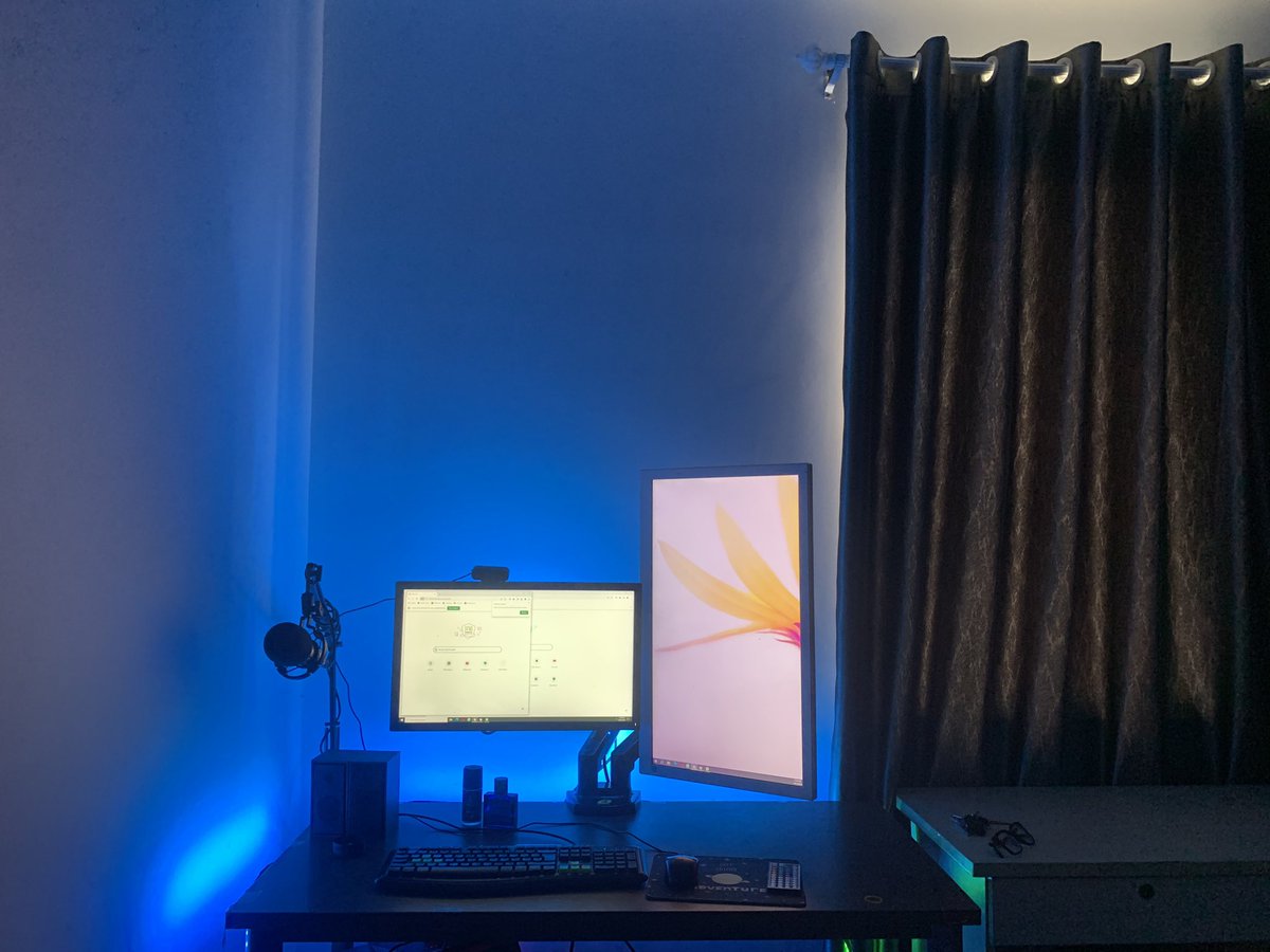 HauJJ1908's tweet photo. Mọi người nghĩ sẽ cố gắng được bao lâu nữa với a mớt… https://t.co/gkqlk3AZbU