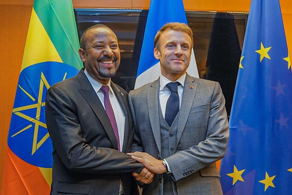 GebremeskelGeb's tweet photo. Abiy Ahmed of Ethiopia &amp; Emanuel Macron of France in Germany on Nov 20, 2023.

Abiy is a fascist &amp; genocidal "leader" domestically. 

However, he is a Nobel "Peace" Laureate &amp; a "peace-loving" person in the eyes of the Western world. 

The irony is boundless!

#TigrayGenocide https://t.co/8GSkFhk80o