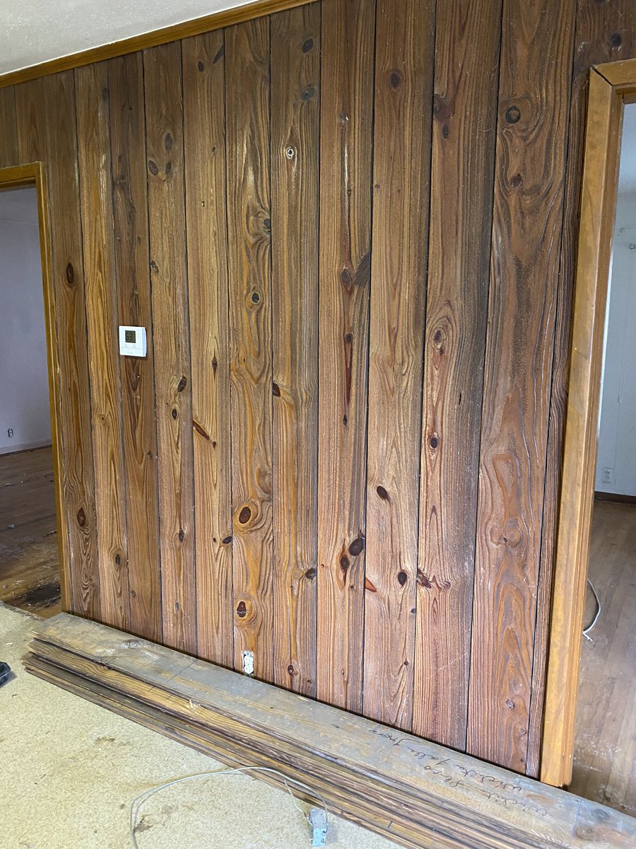 LisaWendorf's tweet photo. @scotsmanco do you want my walls? https://t.co/hYw7mPvs9V