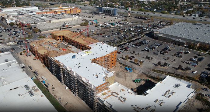 JacobsenBuilds's tweet photo. It’s exciting to see the progress being made at the Back 9 Apartments in West Valley City, Utah, and wonderful to be a part of transforming this cherished community with new, high-quality multi-family housing.

#BuiltForLife #JacobsenPartners #BuildingEnduringCommunities https://t.co/6SjdMWWIIy