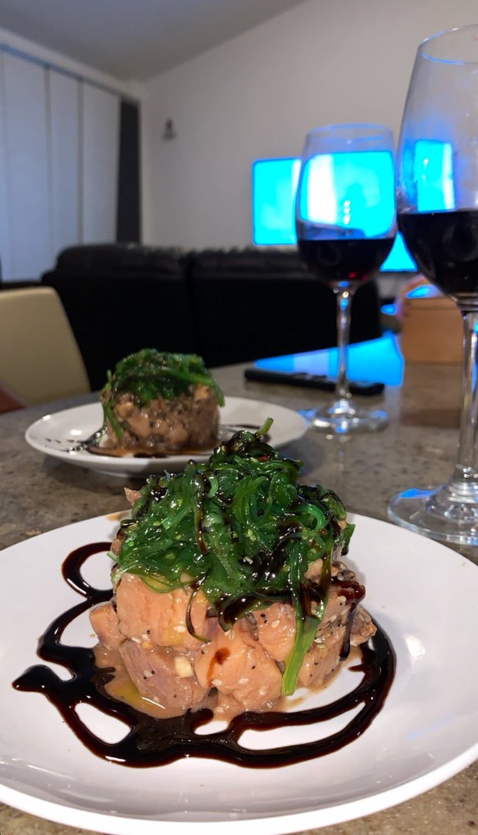 I mad two plates cuz i was so hungry 😌