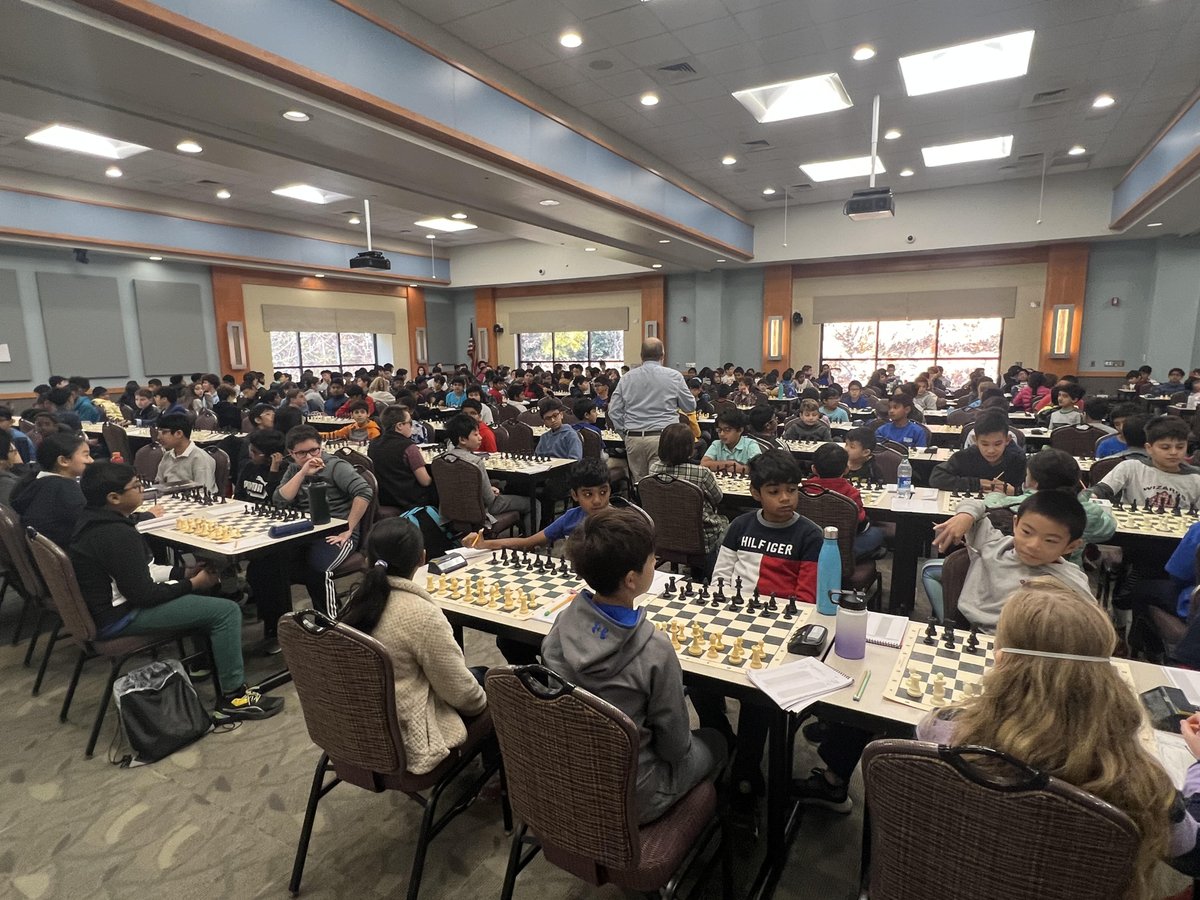 NJ_Chess's tweet photo. The NJSCF would like to thank everyone who came out to help support the 2023 NJ Grade School Championship yesterday! <3 

The event was a great success with over 500 kids participating in all sections.  We love to see so many young chess players here in NJ! https://t.co/Oph08tH2OO