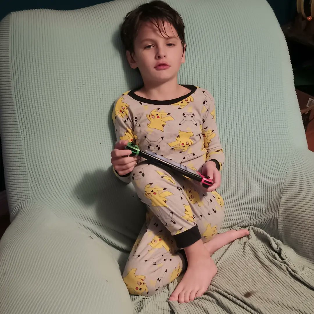DrEmilyThomas's tweet photo. Quickest way to piss off a little person is tell them their #pjs are getting too little for their person. In fact I think this trauma is what triggered modern men's fashion #π€
#ohnoyoudidnt #pokemon #pikachu #theystillfit #trauma #idontwanttogrowup #kids #fashion #parenting https://t.co/1jR0FttBXk
