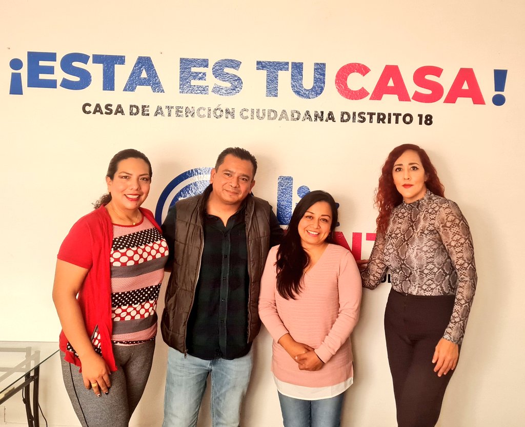 Continúa  #agendaCiudadana gracias @lizmintocholula @desastropolitik  #leyFraccs #leyCondominal #reglamentos #ciudadaníaActiva @LupitaLeal_  @Filo_Sarmiento @CuautlancinGob