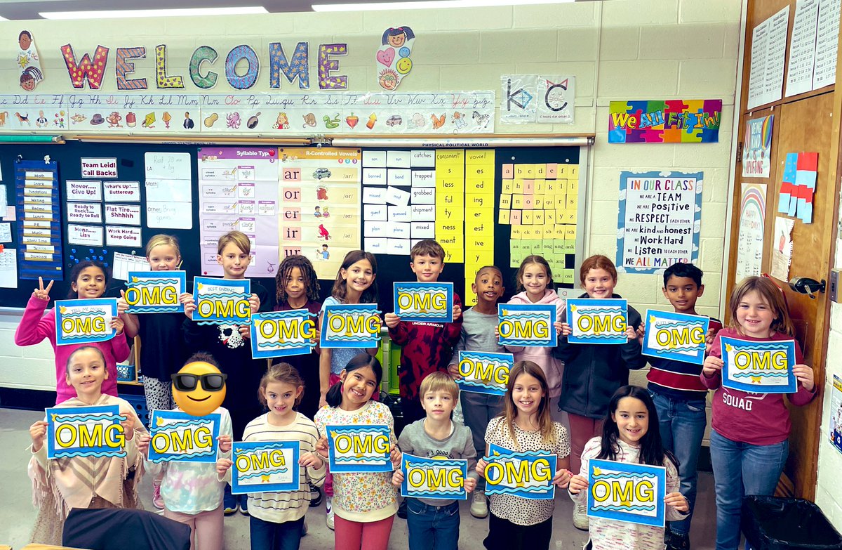 Leidlmpsd's tweet photo. Celebrating our young authors today with our writing celebration and awards. Great job on your personal narratives! @WeAreMPSD https://t.co/WXCSVyM7Rn