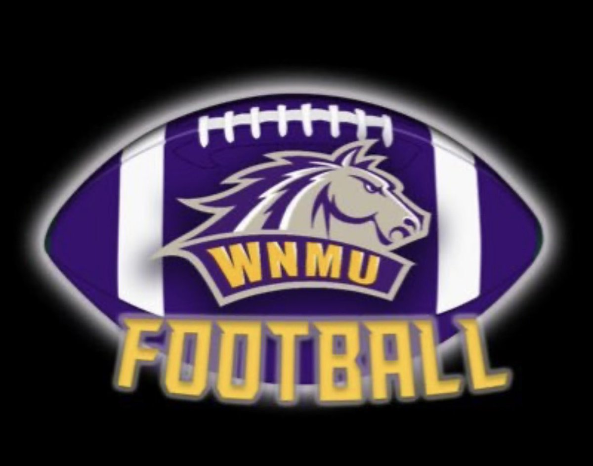 ttinsley44's tweet photo. Blessed to receive my first offer to play football at the next level at Western New Mexico University https://t.co/OhjXkftpT7