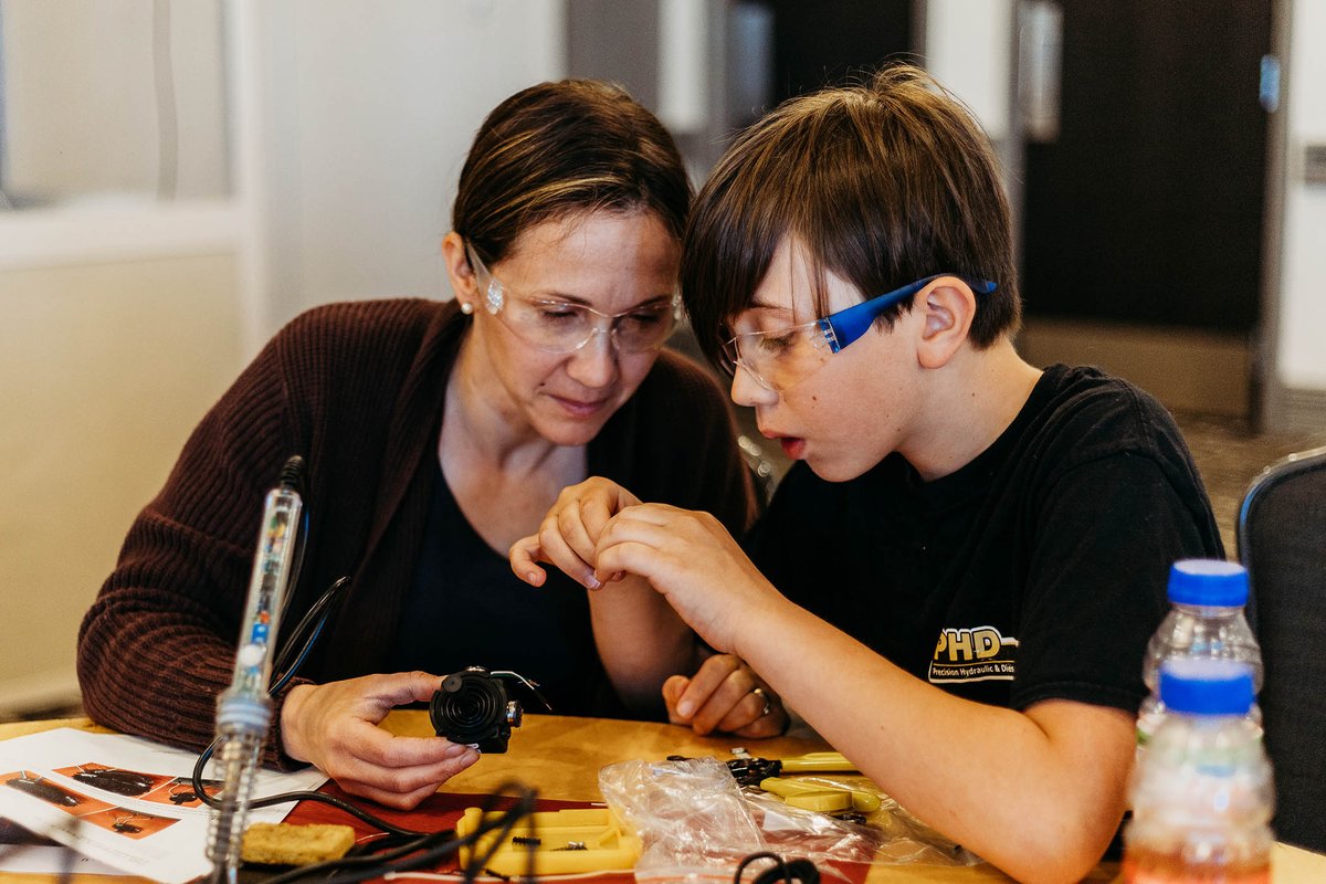 Surrey Libraries tweet media