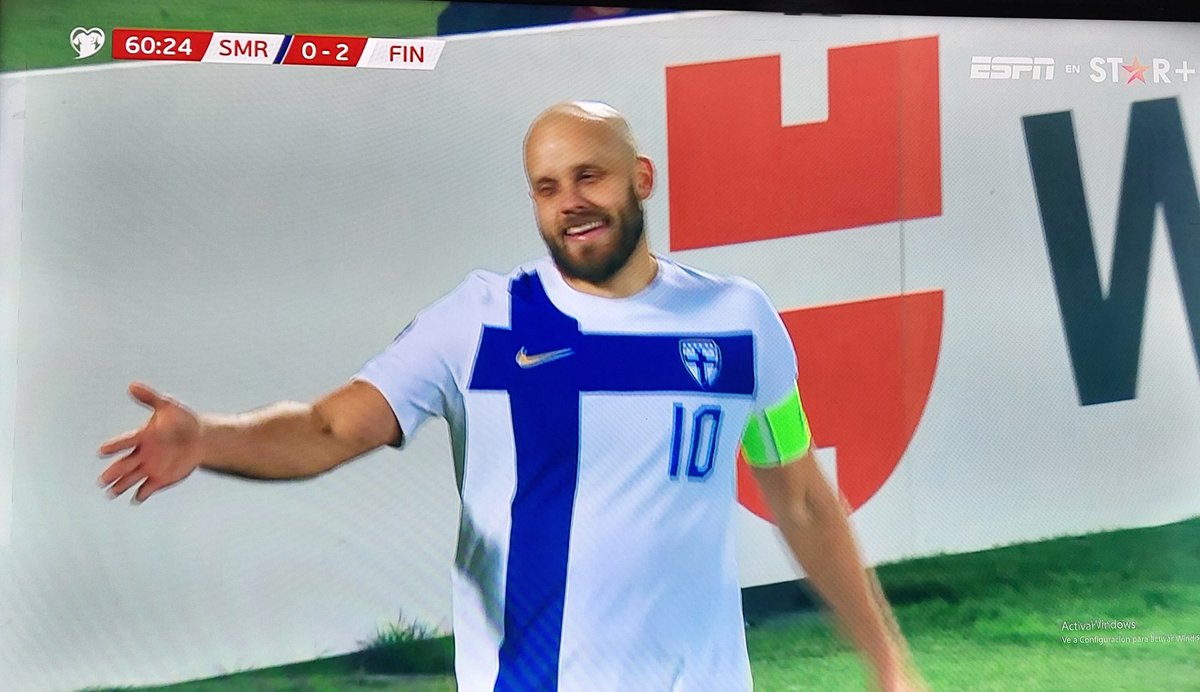 SanMarinoTeam's tweet photo. 60 minutos. Gol de Finlandia. Ahora nos golean.

🇸🇲 San Marino 0-3 Finlandia 🇫🇮

AHORA PARECEMOS PERÚ JUGANDO, QUÉ MIERDA NOS PASÓ https://t.co/mTebcW5Gey