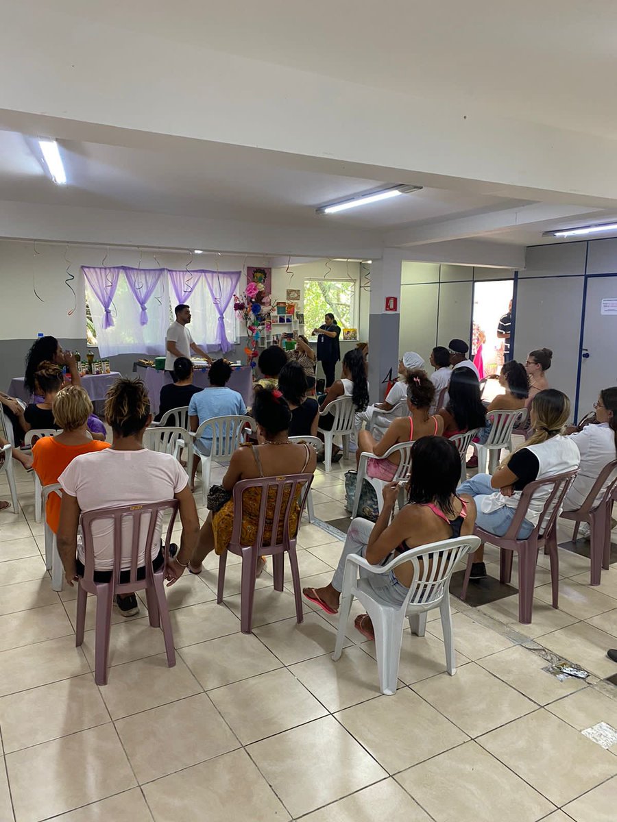 alinadurso's tweet photo. Se cada pessoa que vir esse post doar 5 REAIS ou REPASSAR, já ajuda a nossa campanha para as meninas da Casa Florescer 2

Estamos tentando como meta arrecadar o máximo de doações para ajudar as meninas nesse momento urgente, para custear alimentos💖💙

pix: traviarcado@gmail.com https://t.co/OKWq6NHWR0