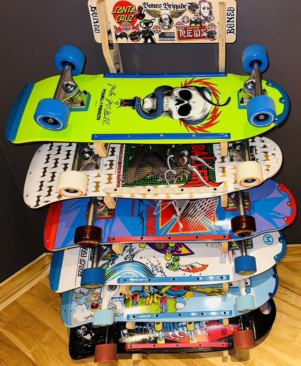JordanWheeler__'s tweet photo. Just finished setting up this McGill. 💀🐍🛹

Powell Peralta Mike McGill Skull &amp; Snake Reissue (2023) Skateboard Deck Lime - 10 x 30.125 - Deck Shape 160 - Originally Released: 1984

#PowellPeralta #MikeMcGill #Skateboard #BonesBrigade  @mikemcgill @powellperalta @bonesbrigade https://t.co/2Eg6kfWPlf