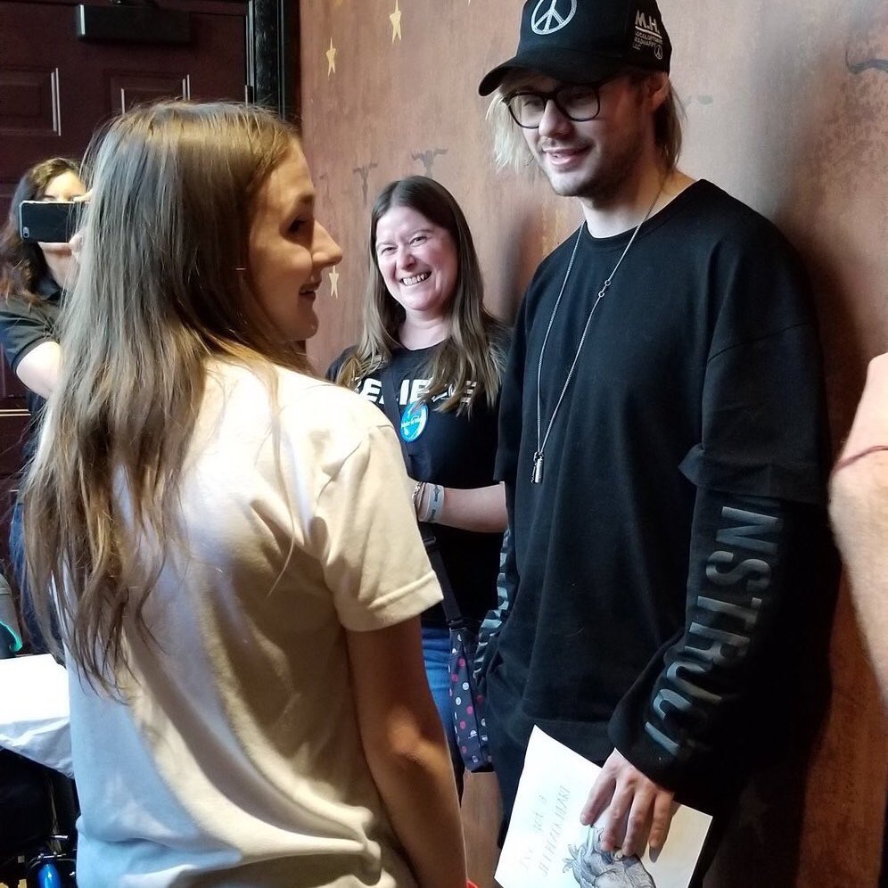 Happy birthday to our smiley boy <a href="/Michael5SOS/">michael clifford</a>