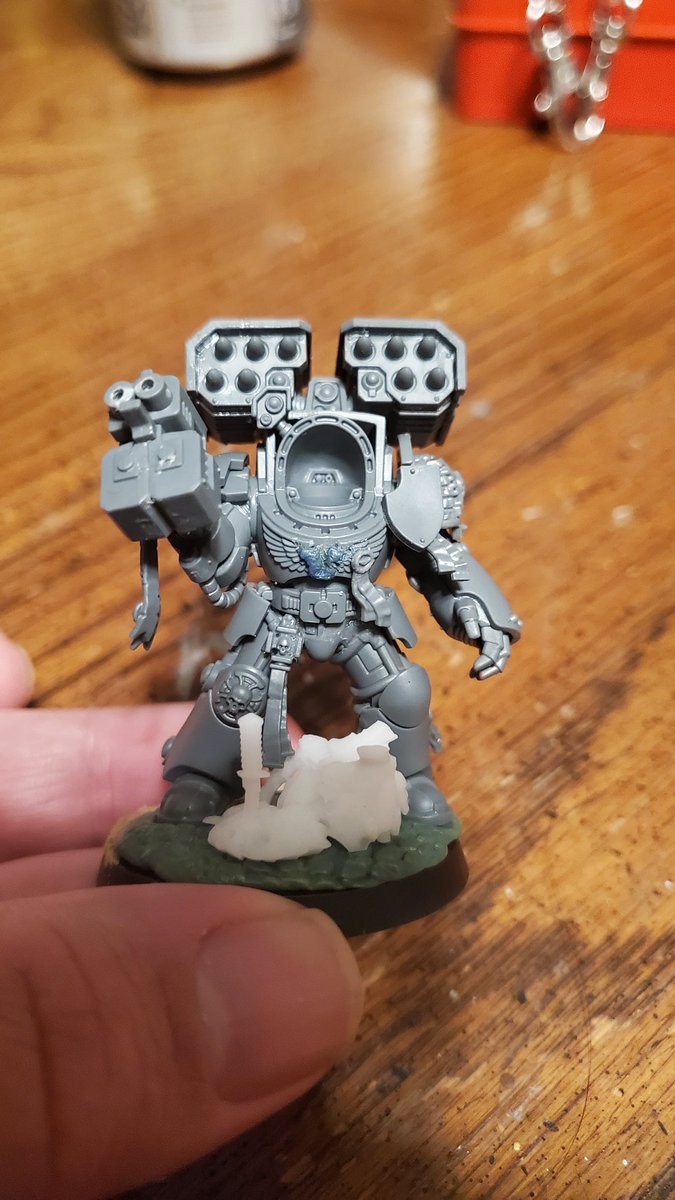 RhydonH's tweet photo. #HobbyStreak Day 102, built another Termie! Thisbone is *less* custom, but I did my best to make it feel extra Ultramarines
#Warhammer40k #Warhammer #WarhammerCommunity #PaintingWarhammer #Deathwatch #DeathwatchTerminator #Terminators #AdeptusAstartes #Astartes #SpaceMarines https://t.co/iyi236Moyg