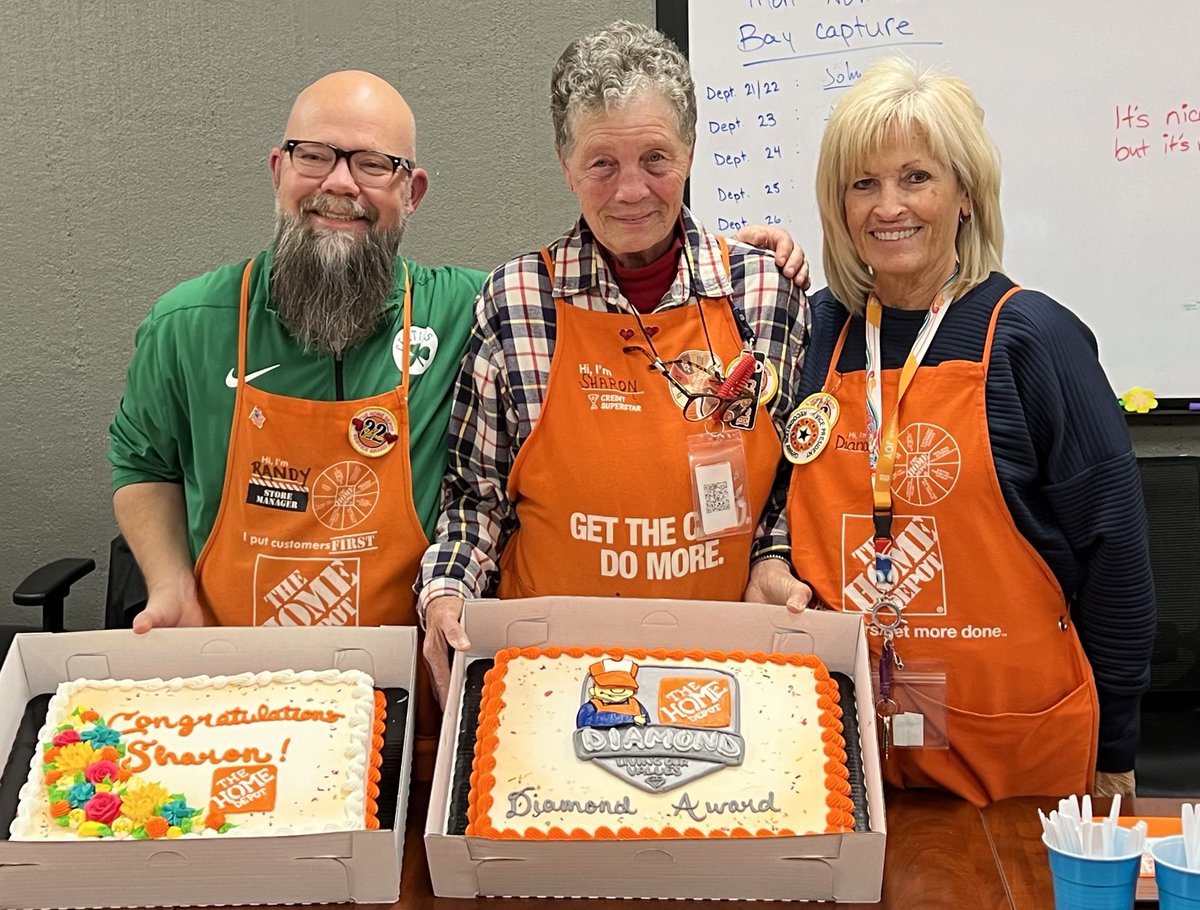 Randol Thompson (@thompsonrandol) on Twitter photo Congrats Sharon on being our newest Diamond Award Winner💎💎💎💎💎
@Sean_Monty_ <a href="/wendyrr7/">THD@WendyRamjas</a> <a href="/Jwall5Wallace/">Jennifer Wallace</a> Congrats Sharon on being our newest Diamond Award Winner💎💎💎💎💎
@Sean_Monty_ <a href="/wendyrr7/">THD@WendyRamjas</a> <a href="/Jwall5Wallace/">Jennifer Wallace</a>