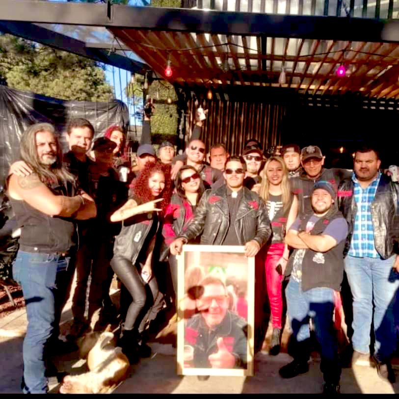 Les compartimos la foto del recuerdo de nuestro octavo aniversario. 😌