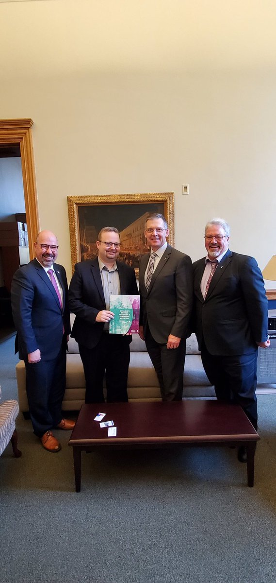 It was great to meet with MPP Stephen Blais <a href="/StephenBlais/">Stephen Blais</a> to talk about insurance issues in Ontario and how they connect federally and municipally. #InsuranceBrokers #IBAOQPDay <a href="/IBAOntario/">IBAO</a>