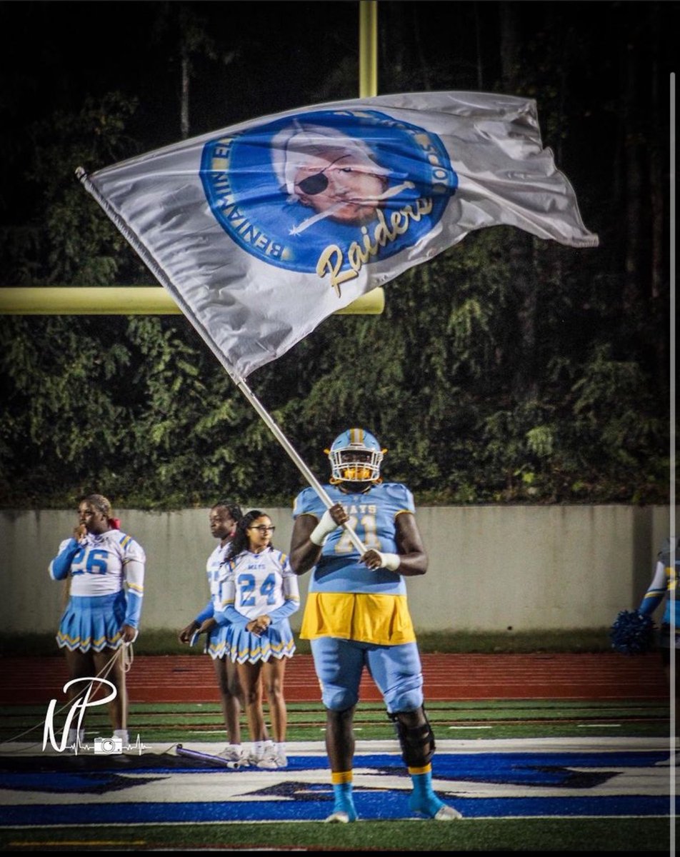 Senior szn highlight tape ⬇️
hudl.com/v/2MViv1