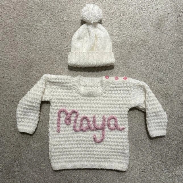 HemaChaplin's tweet photo. Some recent #ChapsKnits, I'm loving being able to do proper clothes for babies and kiddies! ❤️ https://t.co/RzkuT8w3Mg