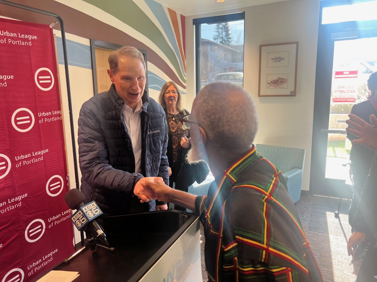 Great to be with such powerful advocates for seniors here today in Portland, and have their support for my work to crack down on the Medicare Advantage middlemen who harass seniors &amp; resell their data as well as the scam artists who defraud older Americans.