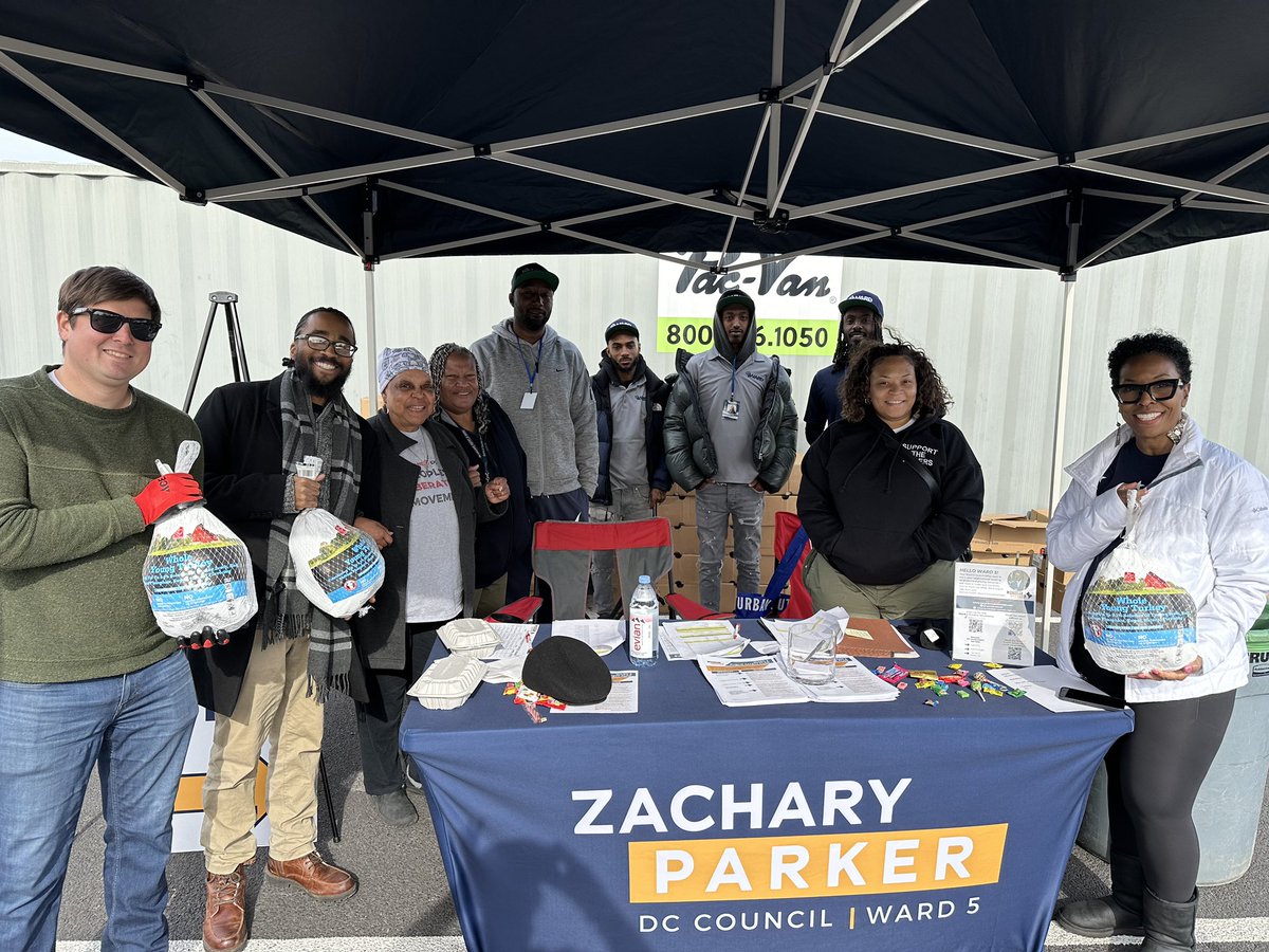 CMZParker5's tweet photo. My team hosted our holiday turkey giveaway today. 35% of Washingtonians face food insecurity, meaning the holidays bring added uncertainty about putting food on the table. We sent food across Ward 5 to hundreds of neighbors because we all deserve a good meal this holiday season. https://t.co/5ZTVYIhH17