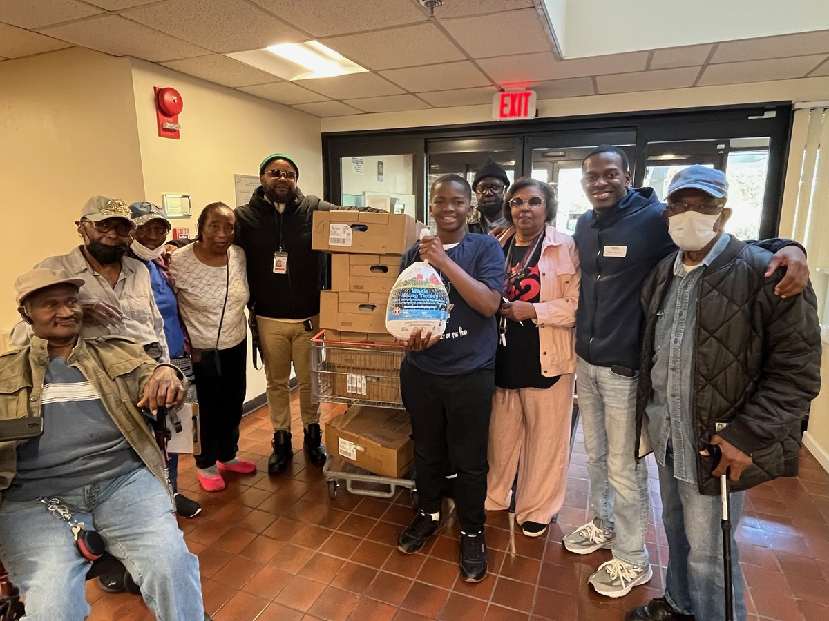 CMZParker5's tweet photo. My team hosted our holiday turkey giveaway today. 35% of Washingtonians face food insecurity, meaning the holidays bring added uncertainty about putting food on the table. We sent food across Ward 5 to hundreds of neighbors because we all deserve a good meal this holiday season. https://t.co/5ZTVYIhH17