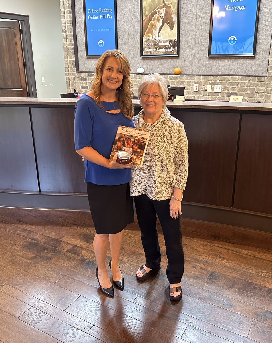 kellipylant1's tweet photo. Every Nov Friend Bank gives it’s employees money to shop local. This is Ms. Ramona Laird. Ms. Ramona wrote &amp; photographed her own cookbook, Southern Temptations and she makes &amp; sells her own jellies! Proud to support local businesses and individuals!#BankingTrueToYou
#GoLocal https://t.co/QeXaOT1B88