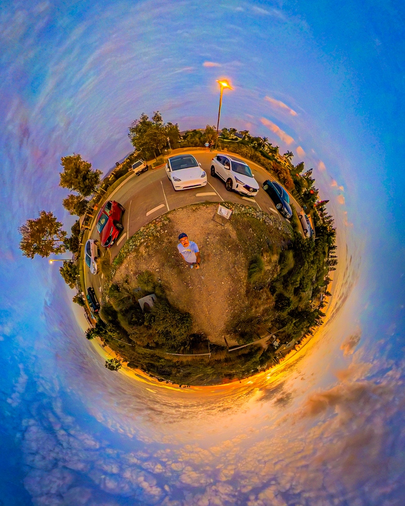 olasis's tweet photo. Live life to the fullest, and focus on the positive.

Matt Cameron

#insta360 #miniworld #sandiegosunsets #sandiegosunset #sunsetworld #sunsetwx #sandiego #sandiegophotographer #sandiegolandscapephotographer https://t.co/XfutQO59GI