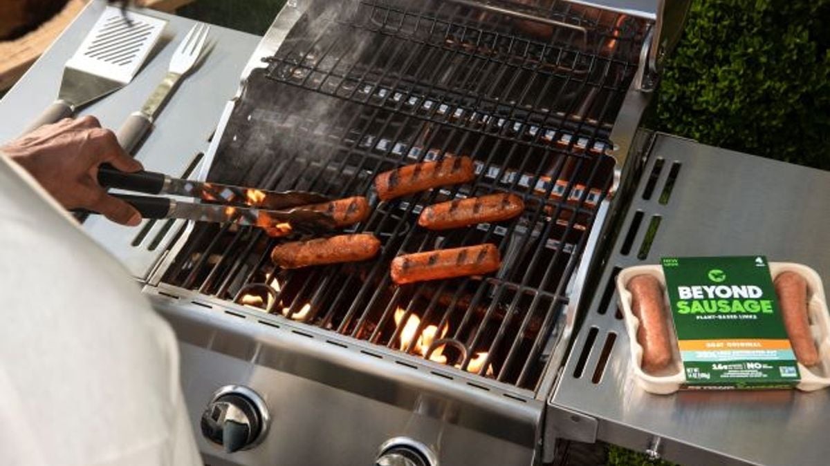 FmsFoods's tweet photo. Beyond Meat in ‘survival mode’ with going-concern risk a possibility, analyst says

https://t.co/sg2d8D4TMo https://t.co/f9dWZuCJ83