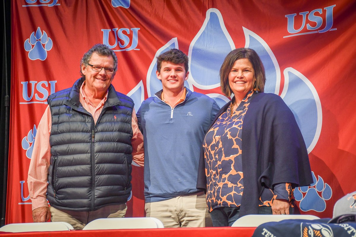 Congratulations to John Gregory Wilson for signing to continue his golf career with the University of Tennessee at Martin!