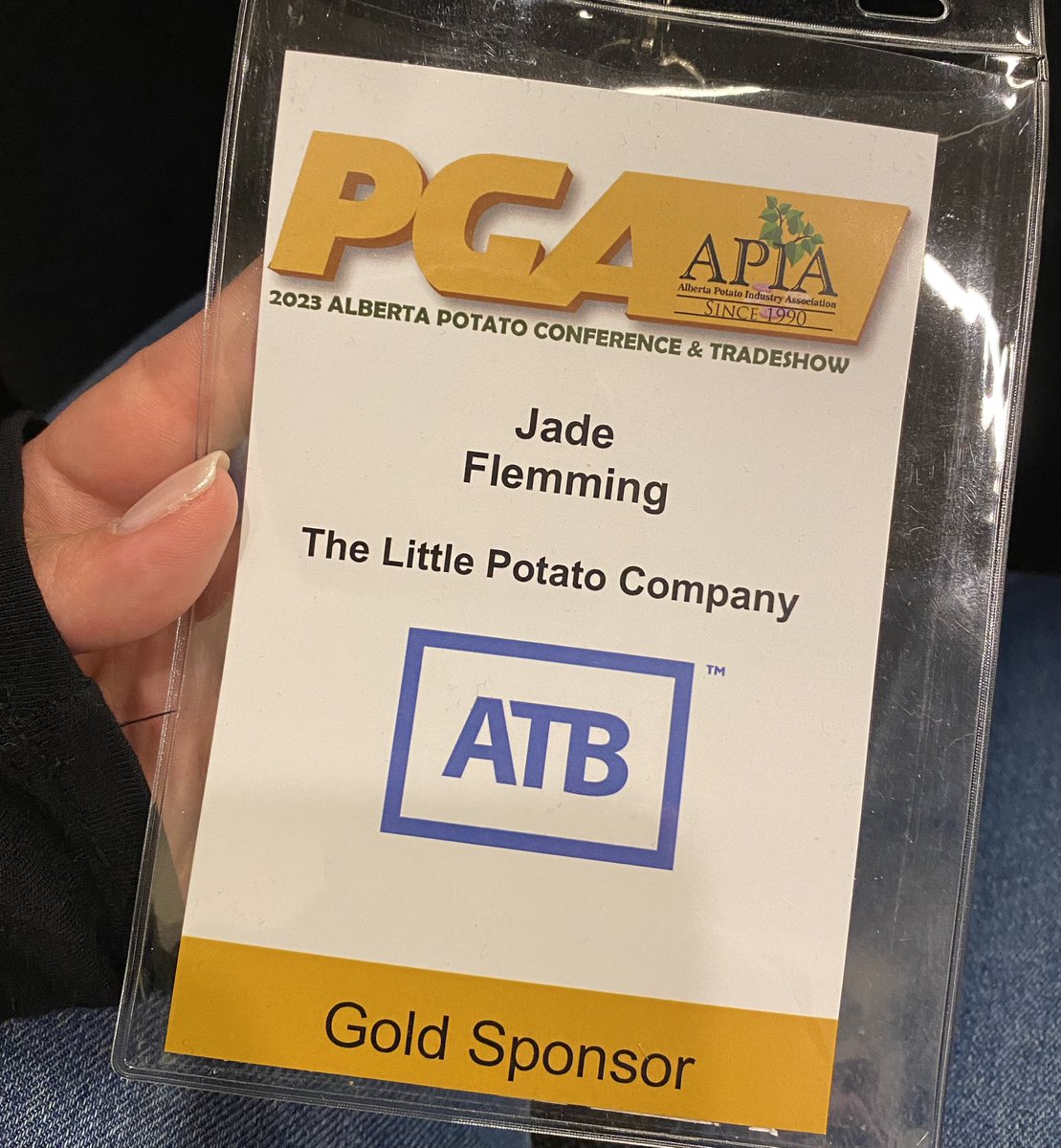 jadefleming4's tweet photo. The LPC Agronomy &amp; Field team is at the @AlbertaPotatoes Conference this week! 🥔🌱 https://t.co/AVWZSy1Cgi
