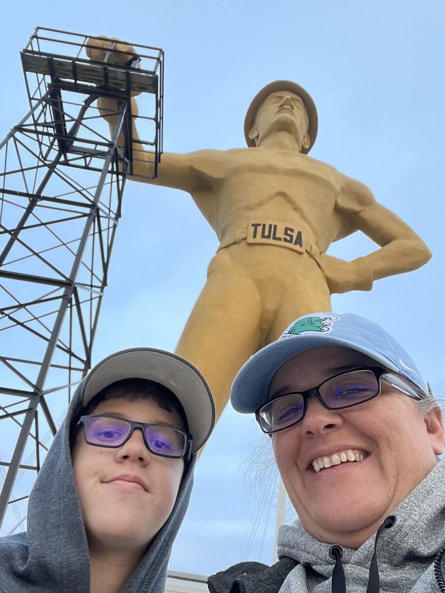 kgny21's tweet photo. Successful #MapPins trip this past weekend… Oklahoma, Missouri, and Kansas checked off the list… 32 down, 18 to go! Wonderful welcome back from our friends at @flyneworleans ! Ready for Thanksgiving and Senior Day for @GreenWaveVB and @GreenWaveFB this week. #RollWave🌊 https://t.co/sPZbRIzXo5