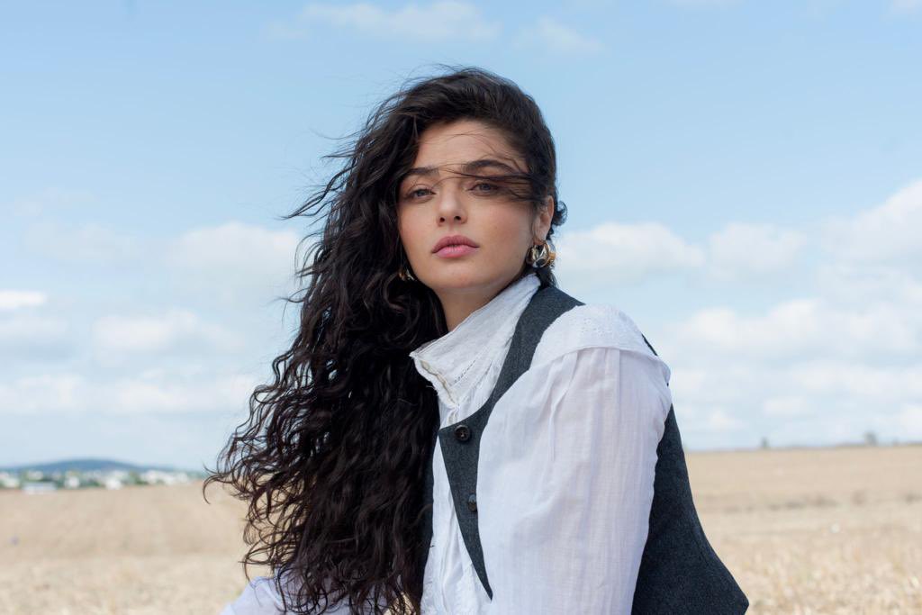 Altın Palmiye Ödülleri’nde “Yılın En İyi Sinema Filmi Oyuncusu” ödülünün sahibi #Senİnandır filmi ile #AyçaAyşinTuran oldu.