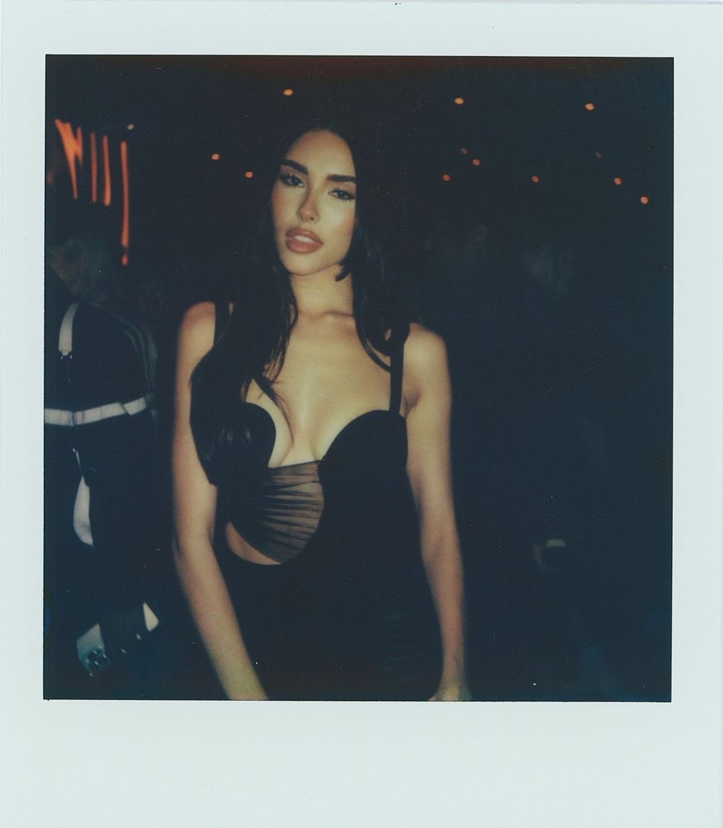 📸 “Exclusive peek inside the #BillboardNo1s party 👀📸⁠
⁠
More from the celebration that took place before the #BBMAs is at the link in bio.

Photos: fencetaken” @billboard (via instagram) @madisonbeer #madisonbeer #BillboardMusicAwards