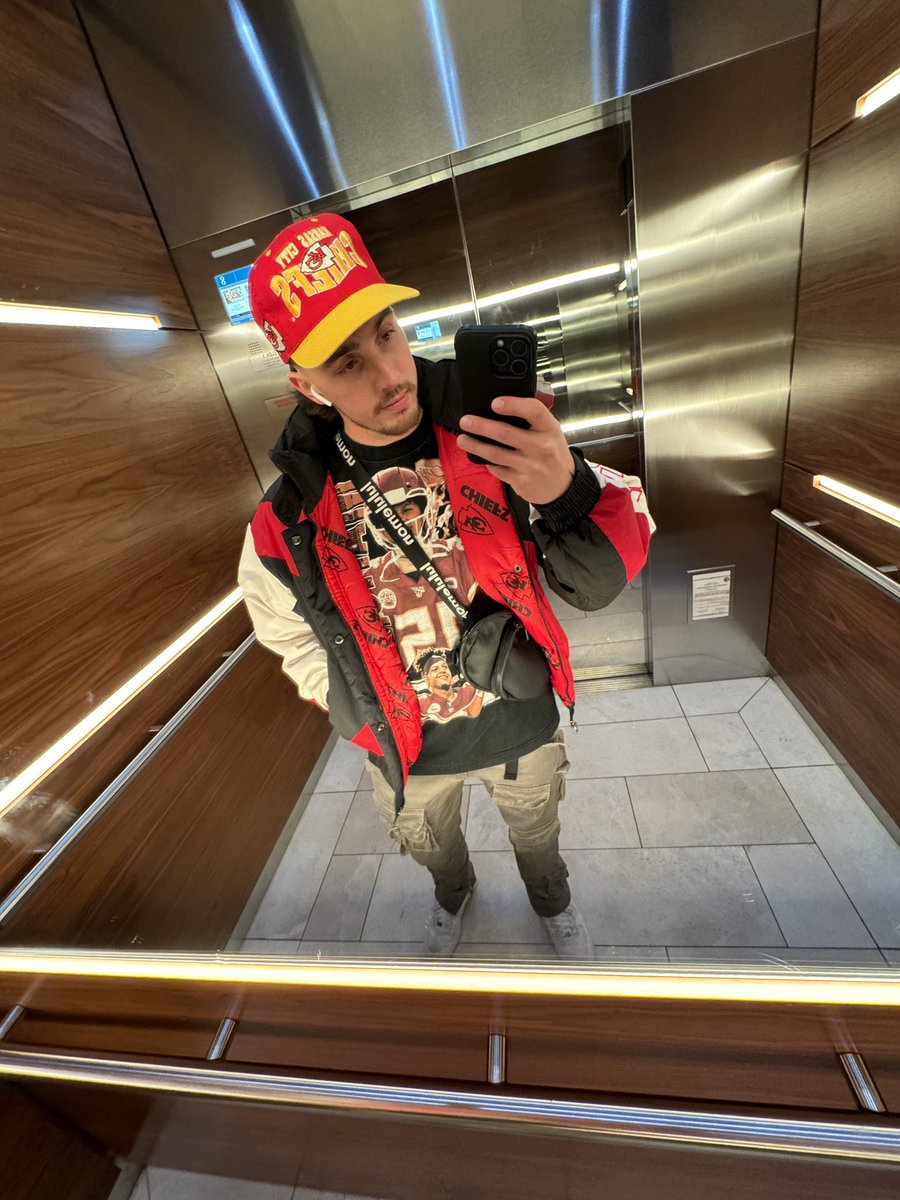 Holden Ogg tweet media