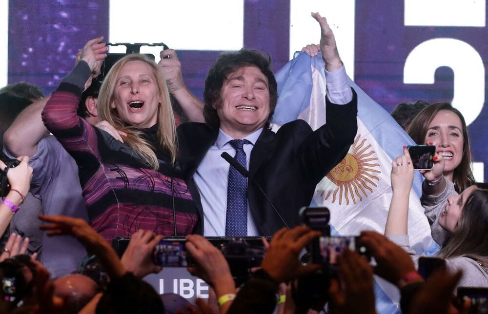 アルゼンチン大統領選挙
ビットコイン支持派のハビエル・ミレイ氏が勝利！