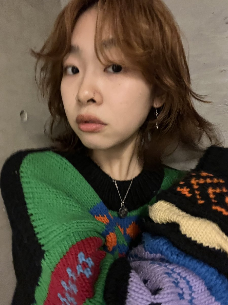 i__a27's tweet photo. という事で全頭ブリーチから
一年半くらい頑張って伸ばして念願のパーマをかけた🥰 https://t.co/PrUy5Fsj7V