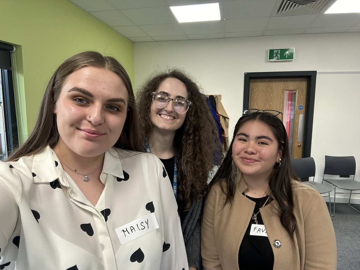 A great day discussing the pivotal role of genetic counsellors in the NHS. What a job they have! Bridging the gap between molecular genetics and those affected most by the implications of a mistake in the makeup. 🧬

📍Southampton University Hospital