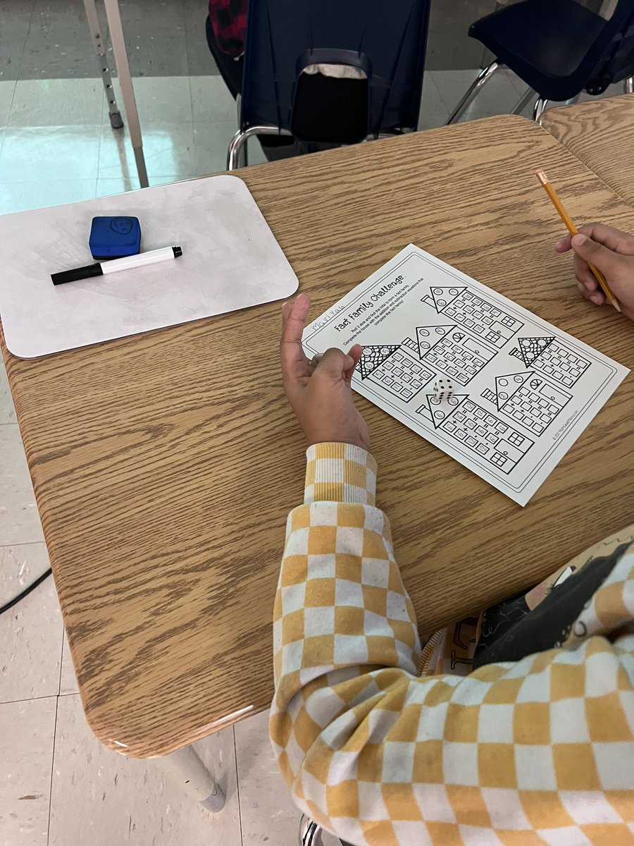 LRaniwsky's tweet photo. We love bringing games into our math lessons to practice and consolidate our learning @CoronationCougs 🎲 https://t.co/m4AOCSvZwA